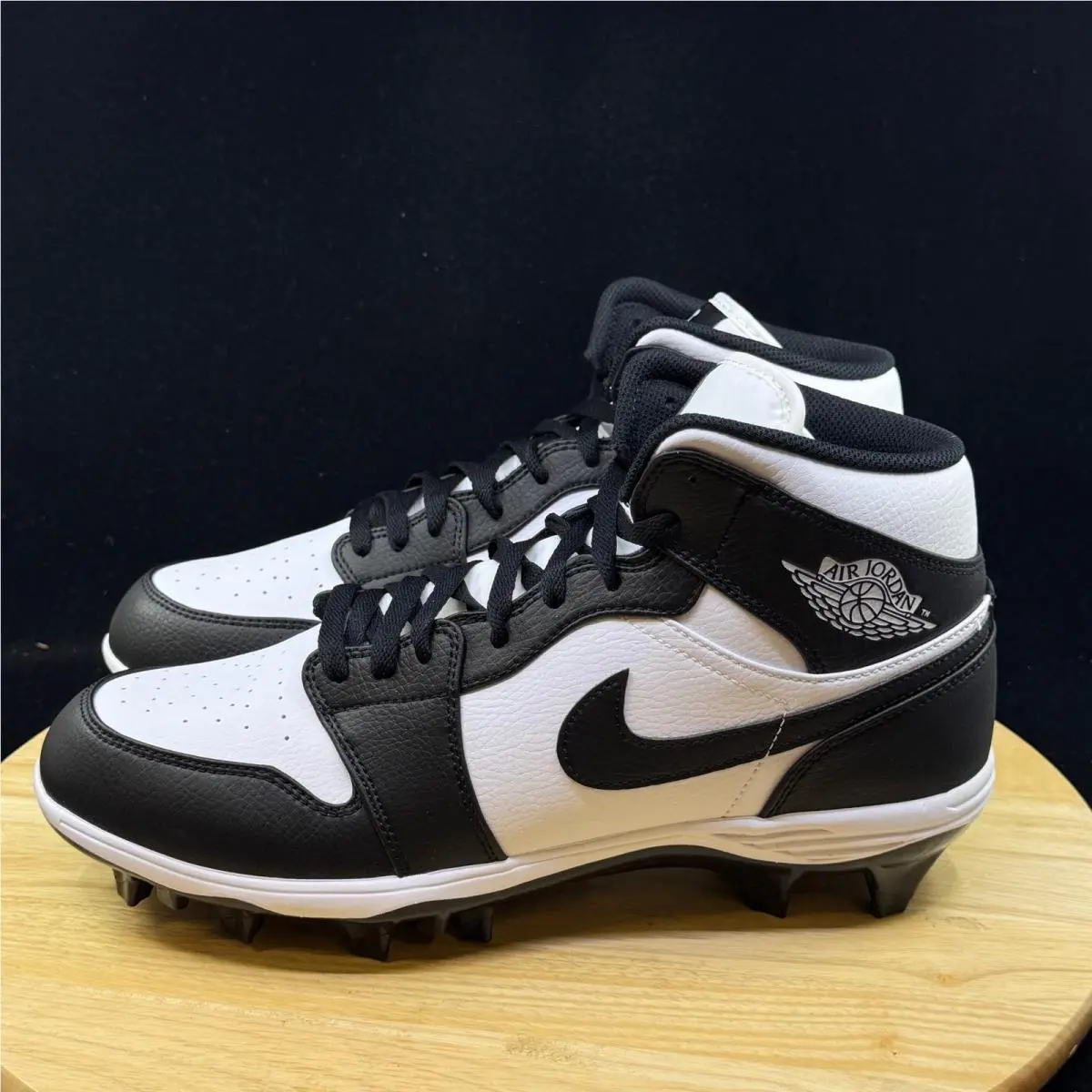 Nike shoes - Black 5