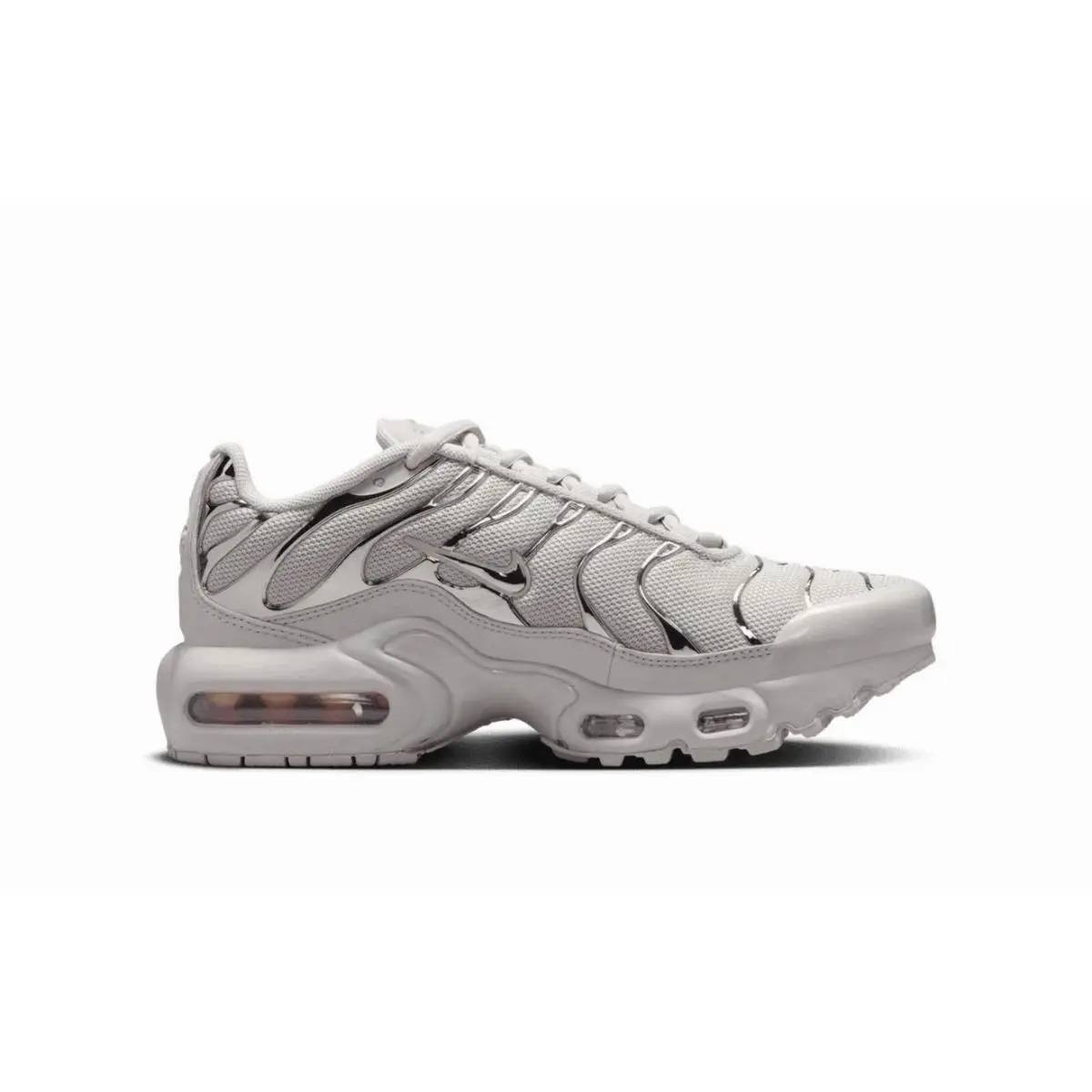 Nike Air Max Plus HF GS Light Iron Ore/metallic Silver Shoes 7Y - 8.5 Women`s