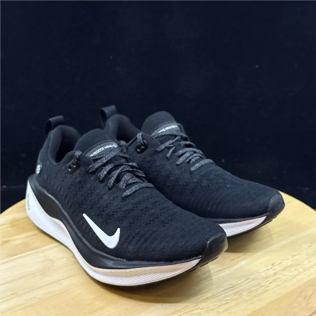 Nike shoes - Black 2