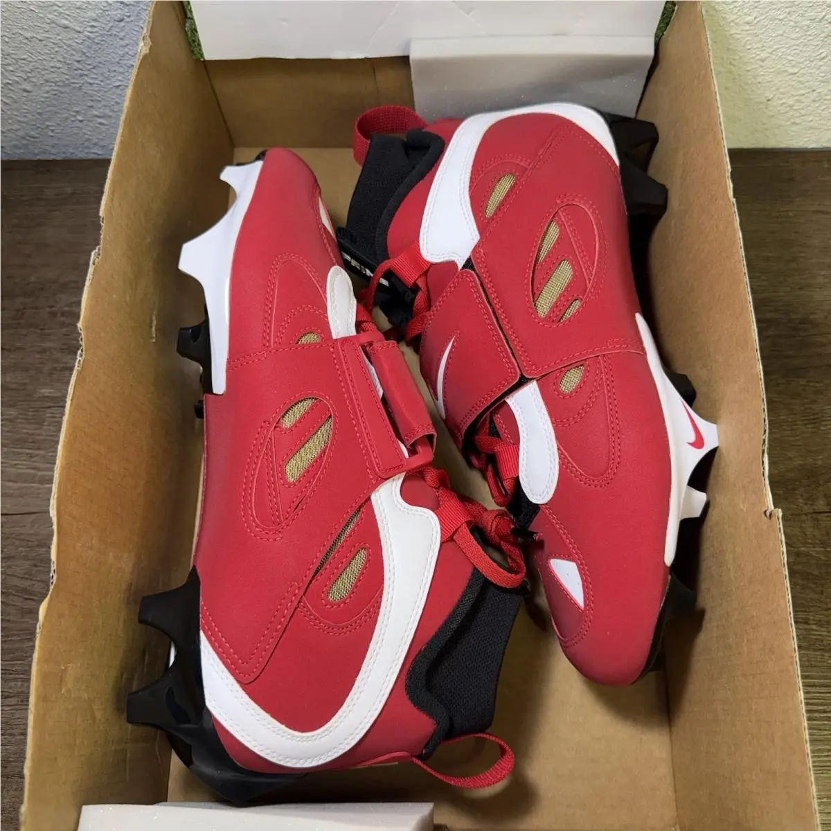 Nike shoes - Nike Diamond Turf - Diamond Turf - IF4807-001 - Red 1
