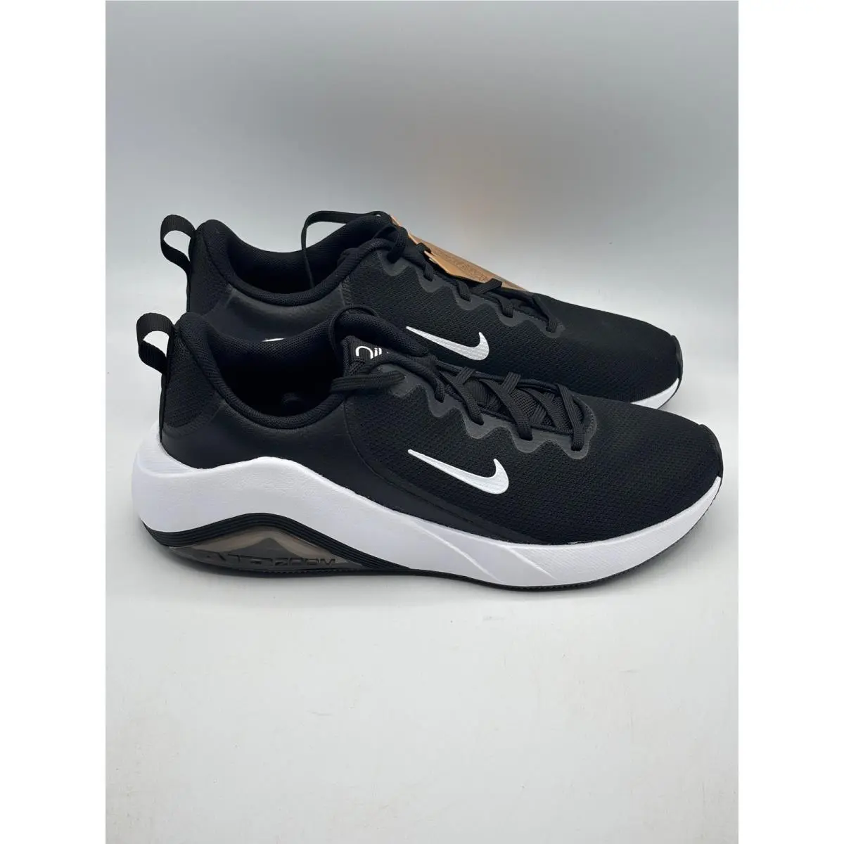 Nike Air Zoom Bella 7 Women Size 9 Black White Training Shoes FZ1689-003
