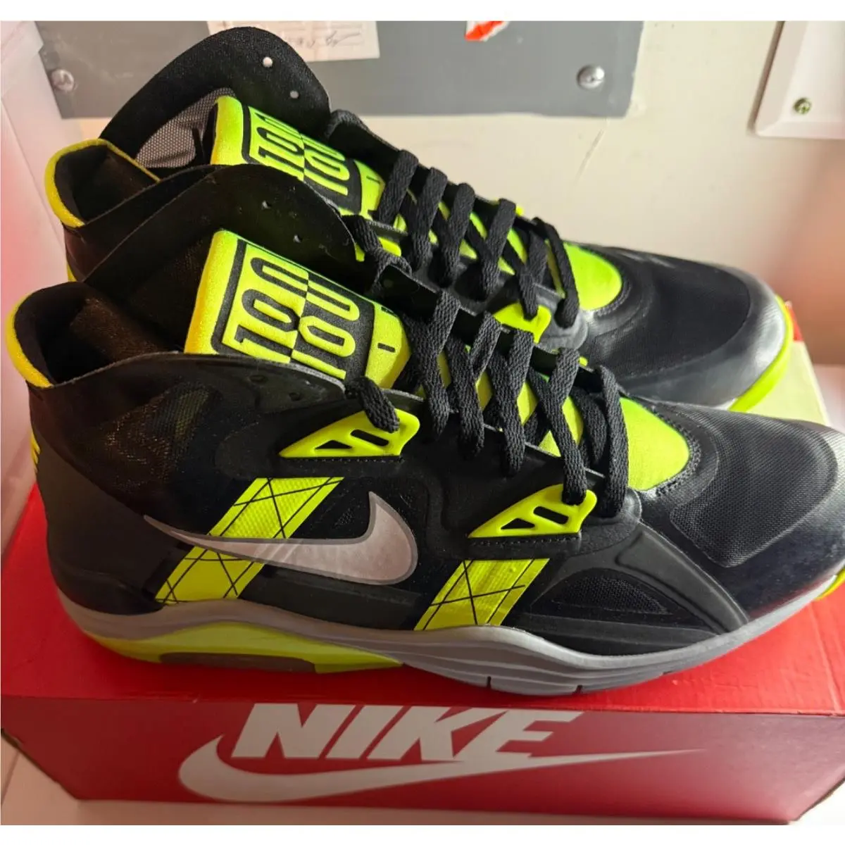 Nike shoes - Nike Lunar 180 - Lunar - 630922-001 - BLACK/VOLT 1
