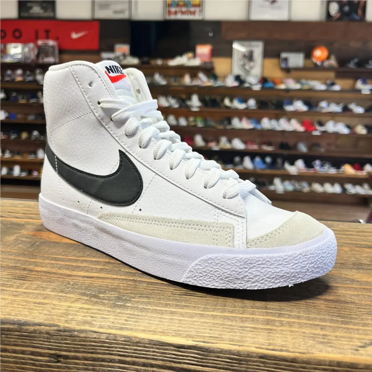 Nike Blazer Mid `black White` Size 6Y DS
