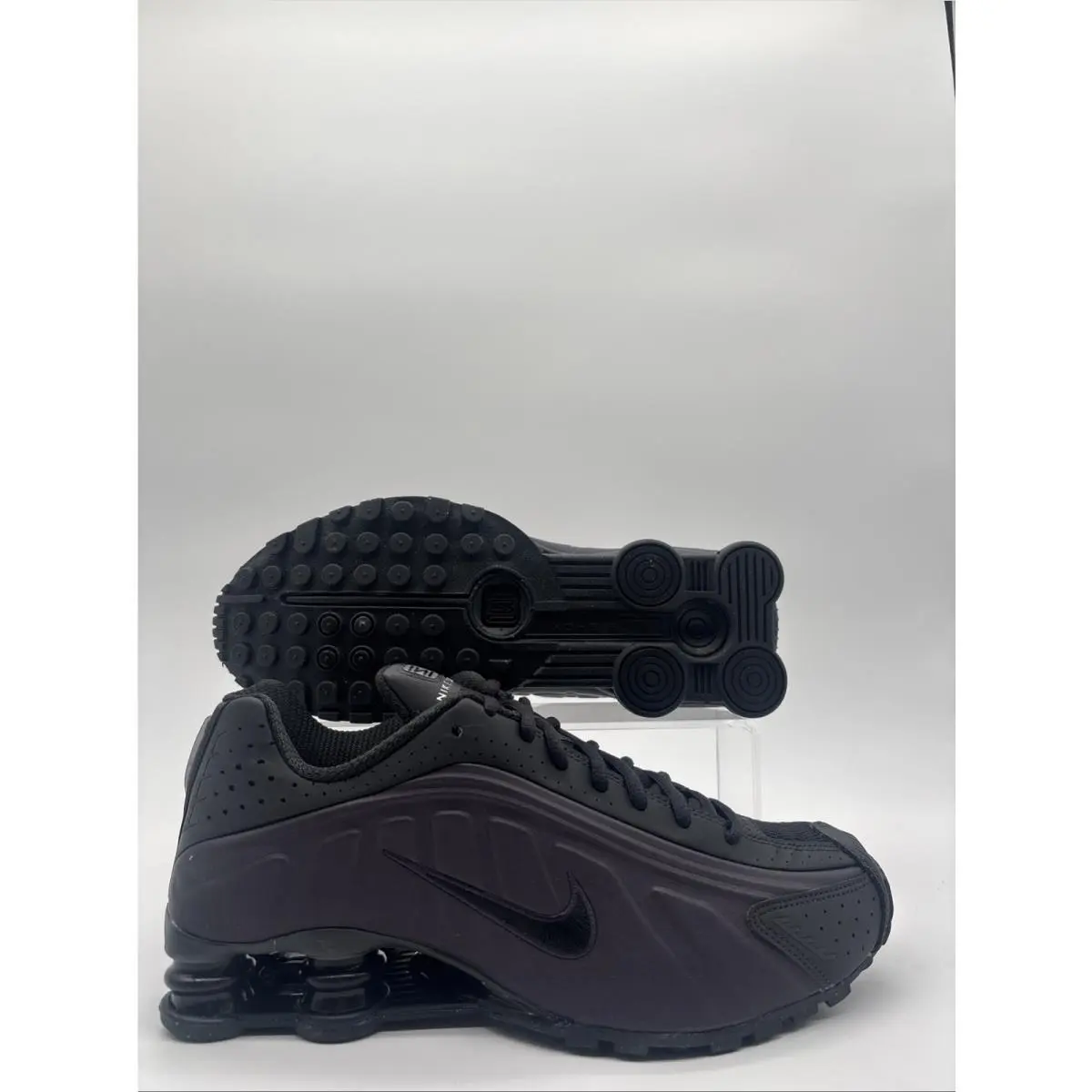 Mens Size 8 Nike Shox R4 Cave Purple Black Training Sneaker HQ1988 500
