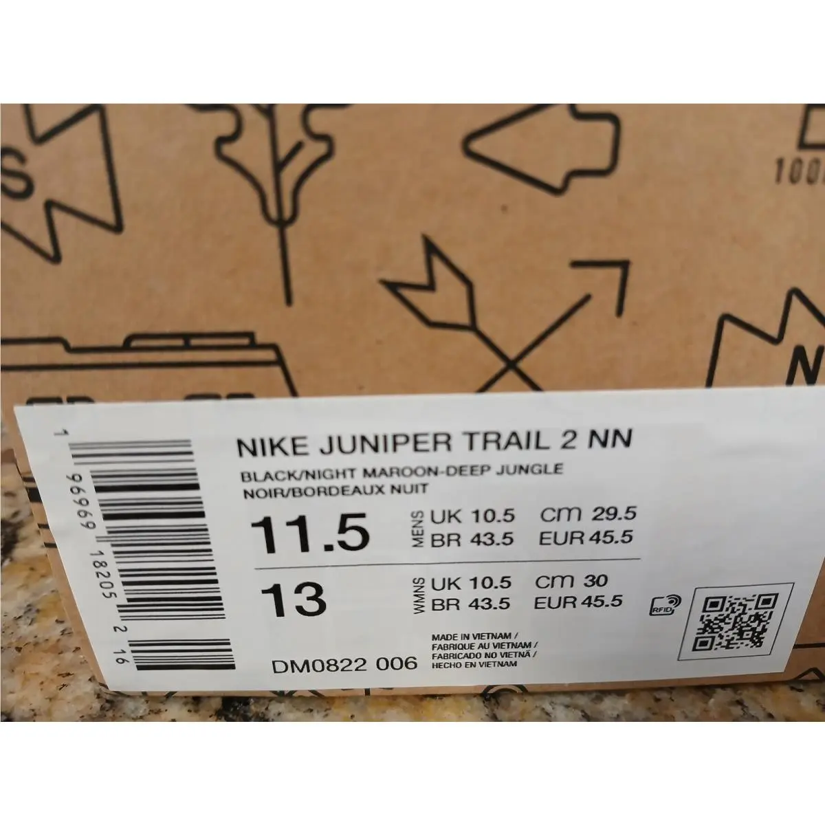 Nike shoes - Black 3