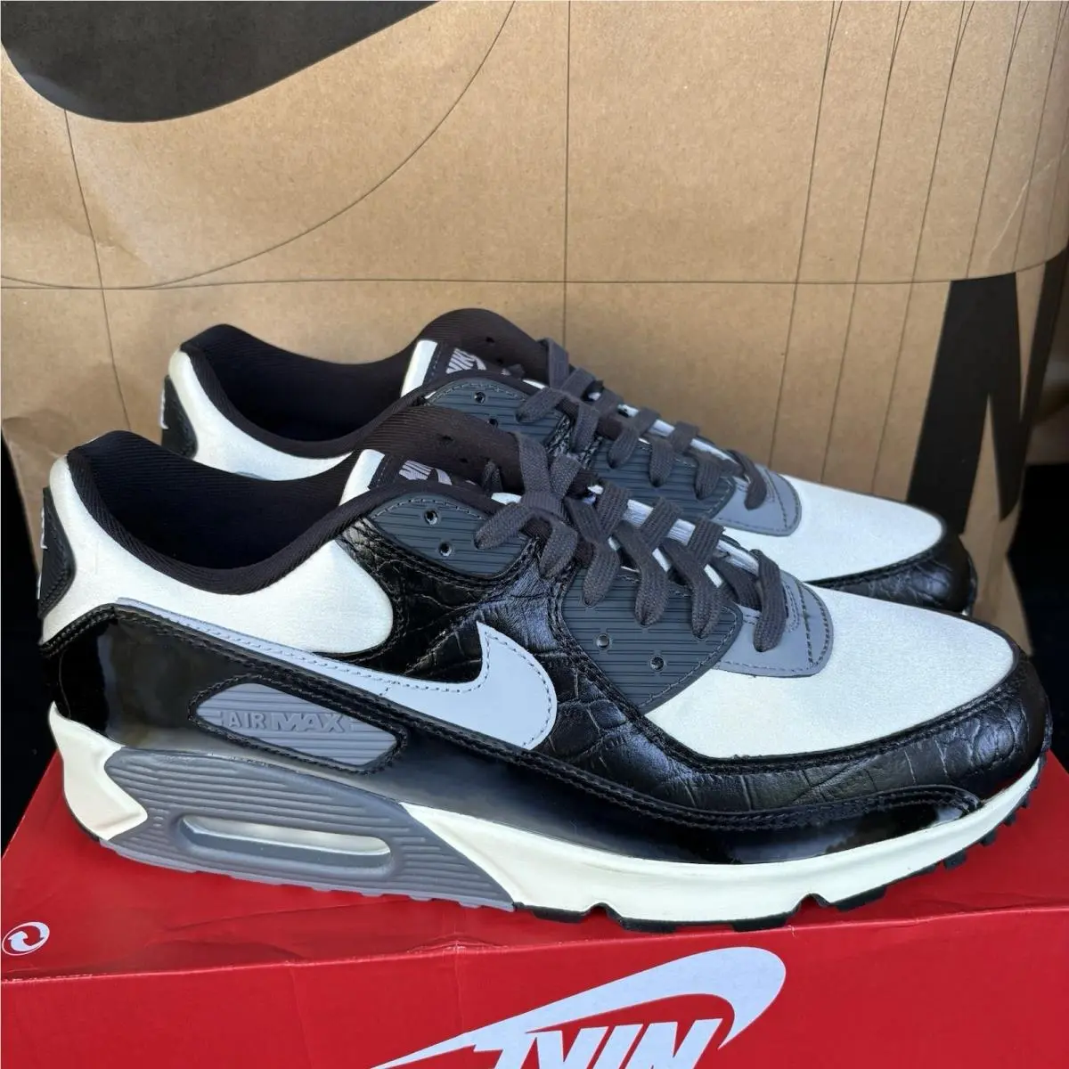 Nike Air Max 90 QS Smoke Grey Black Crocodile Nby IO4468-100 Men Size 11.5