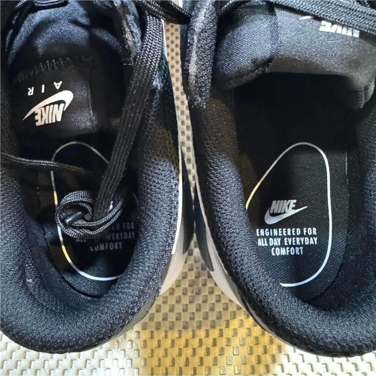Nike shoes - Black 12