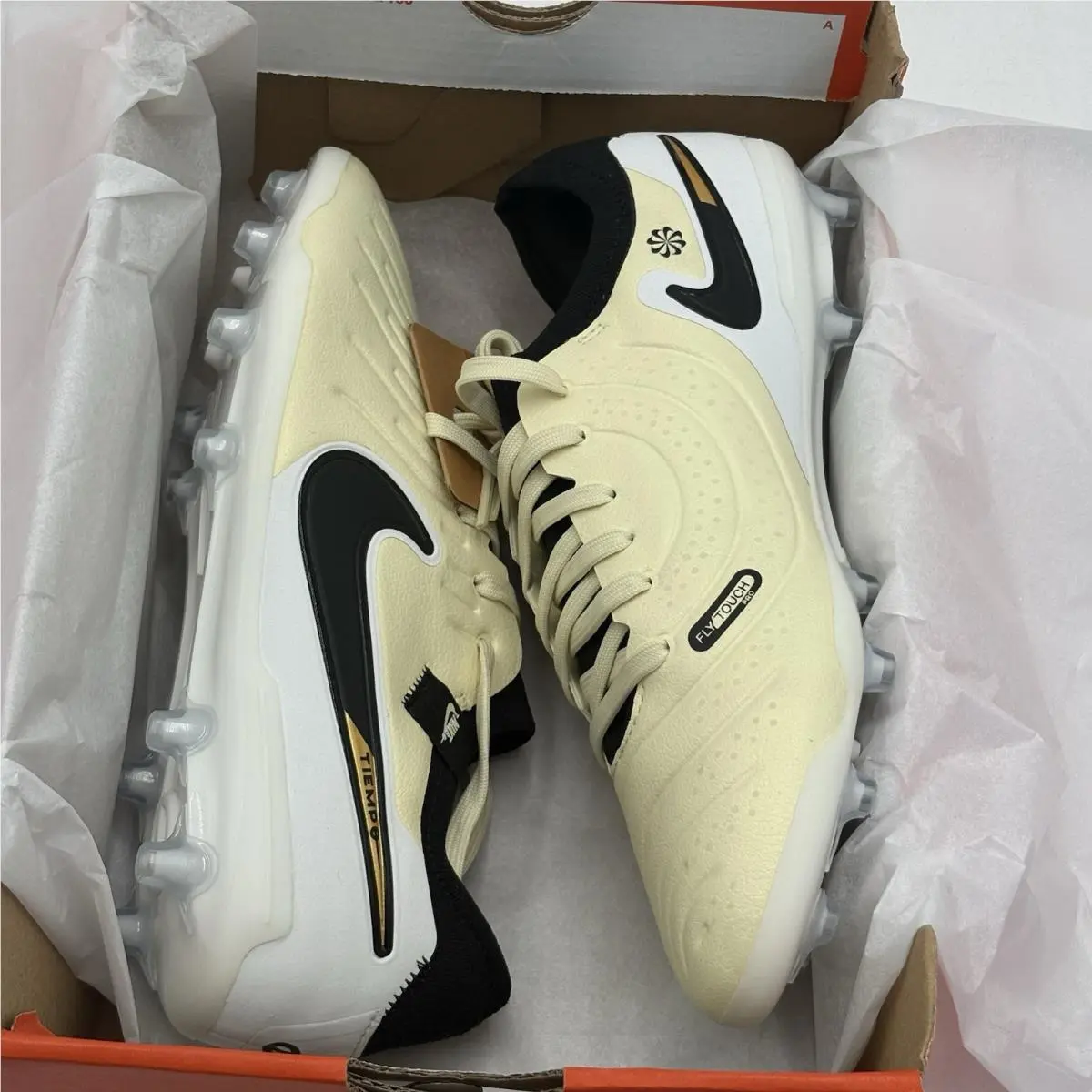 Nike shoes - Nike Tiempo Legend 10 Pro AG - DV4334-700 - Yellow 6