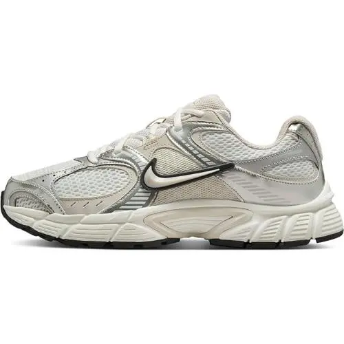 Nike Womens V5 Rnr Chunky Foam Retro Runner Casual Sneakers HQ7901-104 Sz 7 - Summit White / Light Orewood Brown / Sail / Black