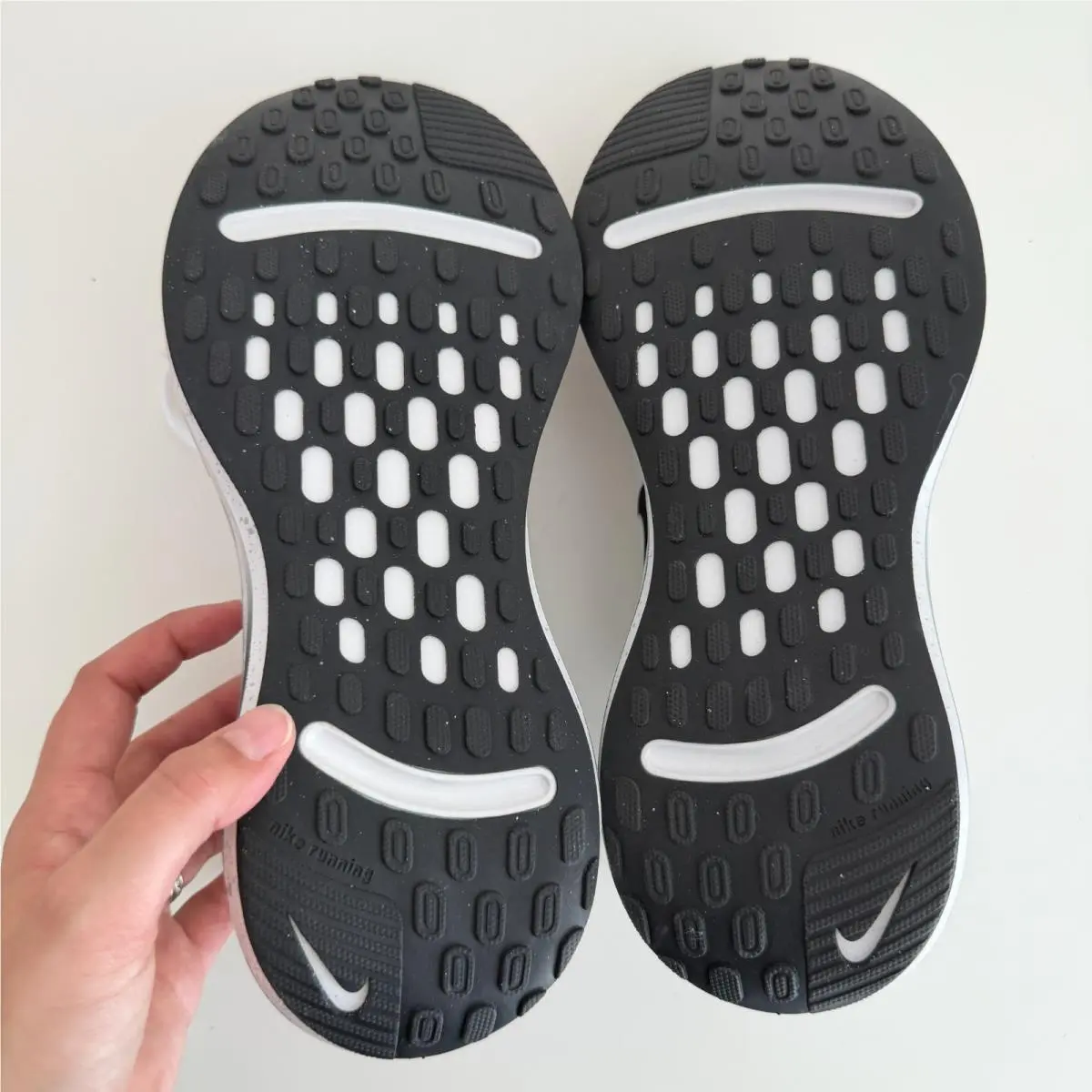 Nike shoes - Nike Journey Run - Journey Run - White 9