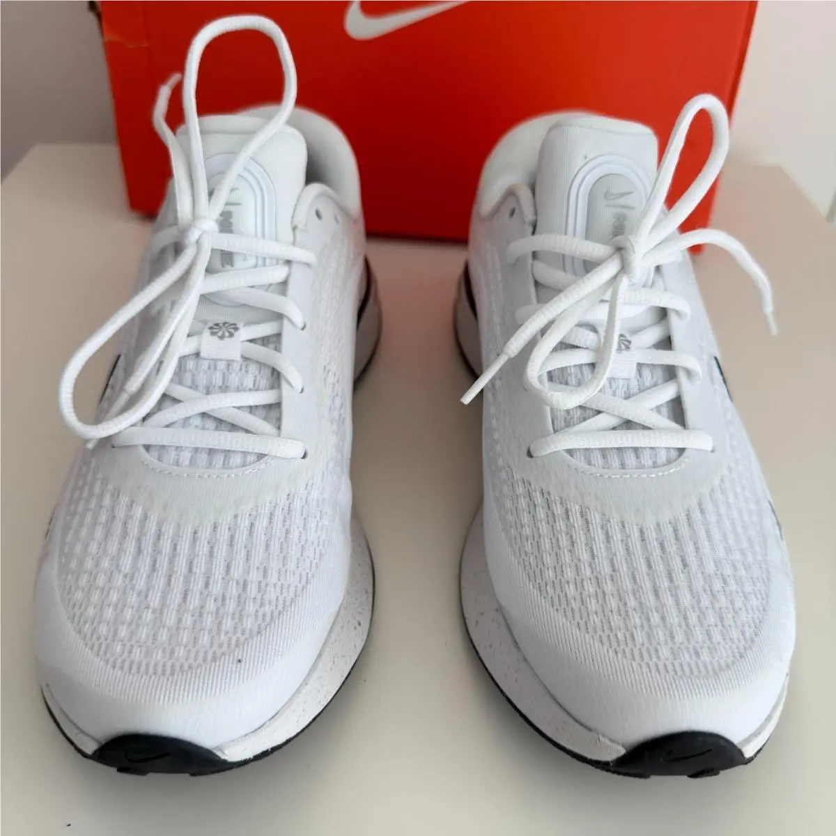 Nike shoes - Nike Journey Run - Journey Run - White 1