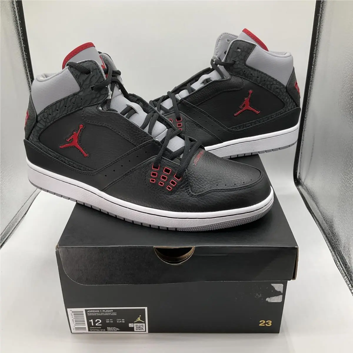Nike Air Jordan 1 Flight Men`s Size 12 Black Grey Red Shoes 372704 010
