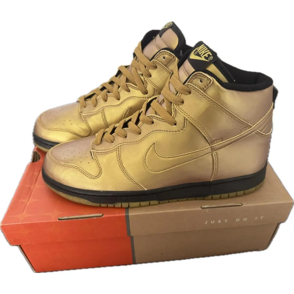 Nike shoes - Nike Dunk - Dunk - 308348-771 - Gold, Manufacturer: Metallic Gold/Metallic Gold-Black (UPC: 0676556116504) 0