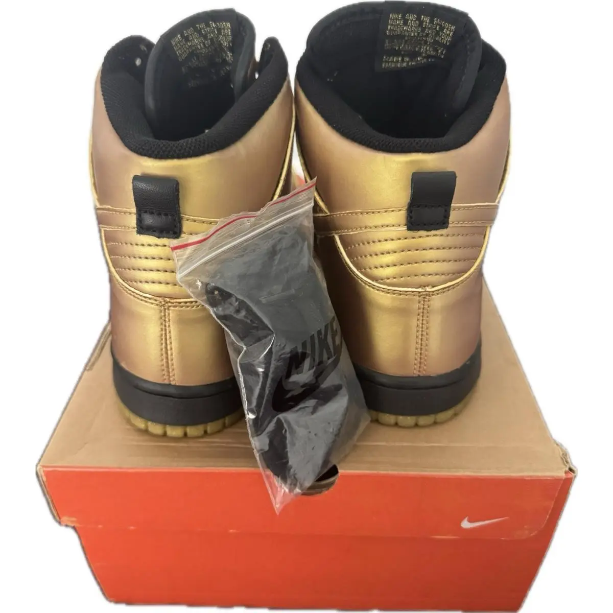 Nike shoes - Nike Dunk - Dunk - 308348-771 - Gold, Manufacturer: Metallic Gold/Metallic Gold-Black (UPC: 0676556116504) 1