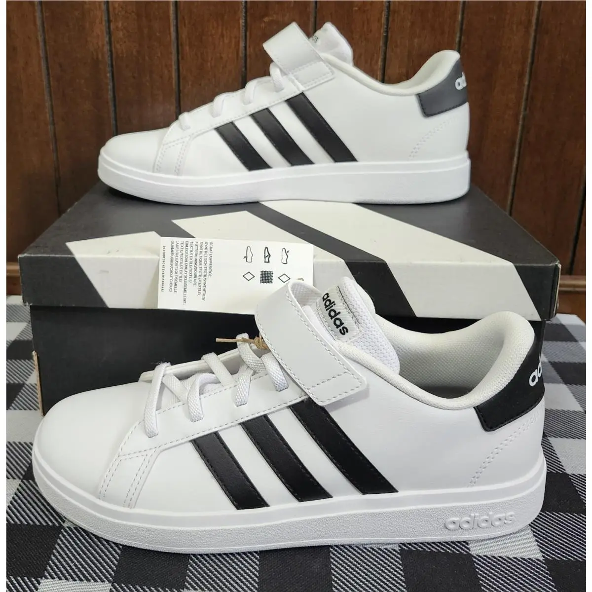 Nike Grand Court 2.0 EL K White/black Stripe Size 5Y or Size 6.5 Womens Running
