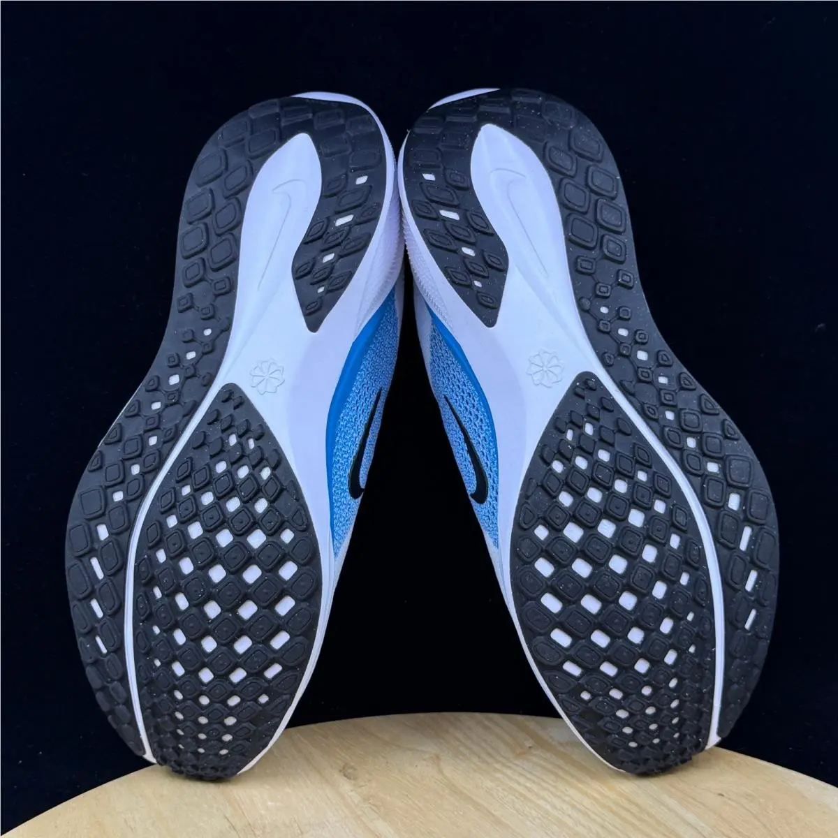 Nike shoes - White 7