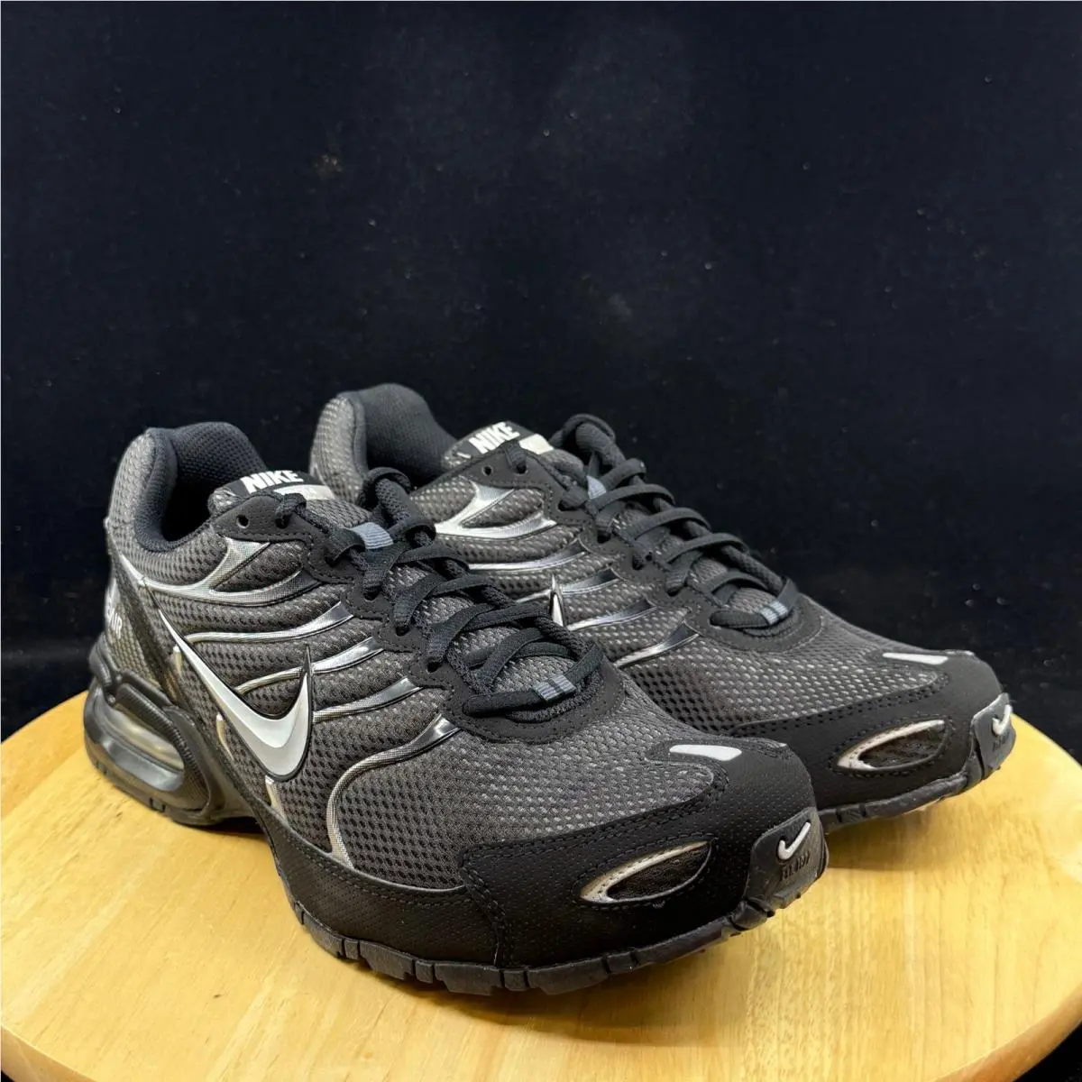 Nike shoes - Black 2