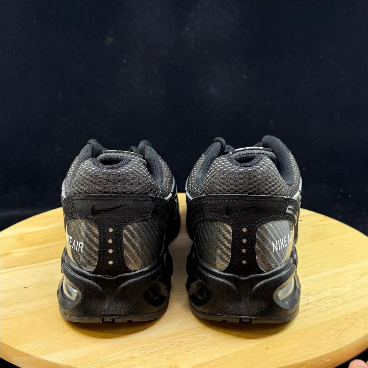 Nike shoes - Black 4