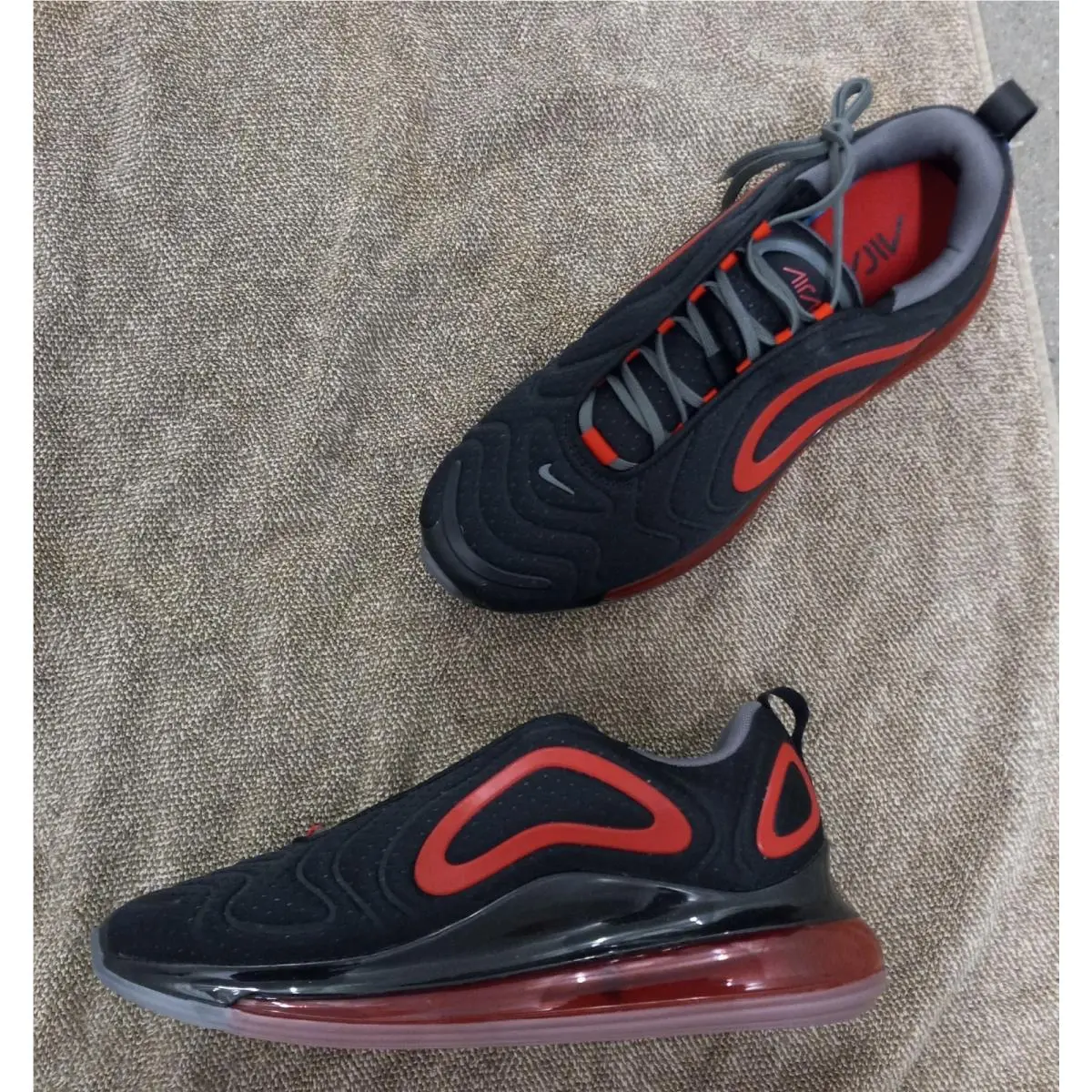 Nike shoes - Red/black 2