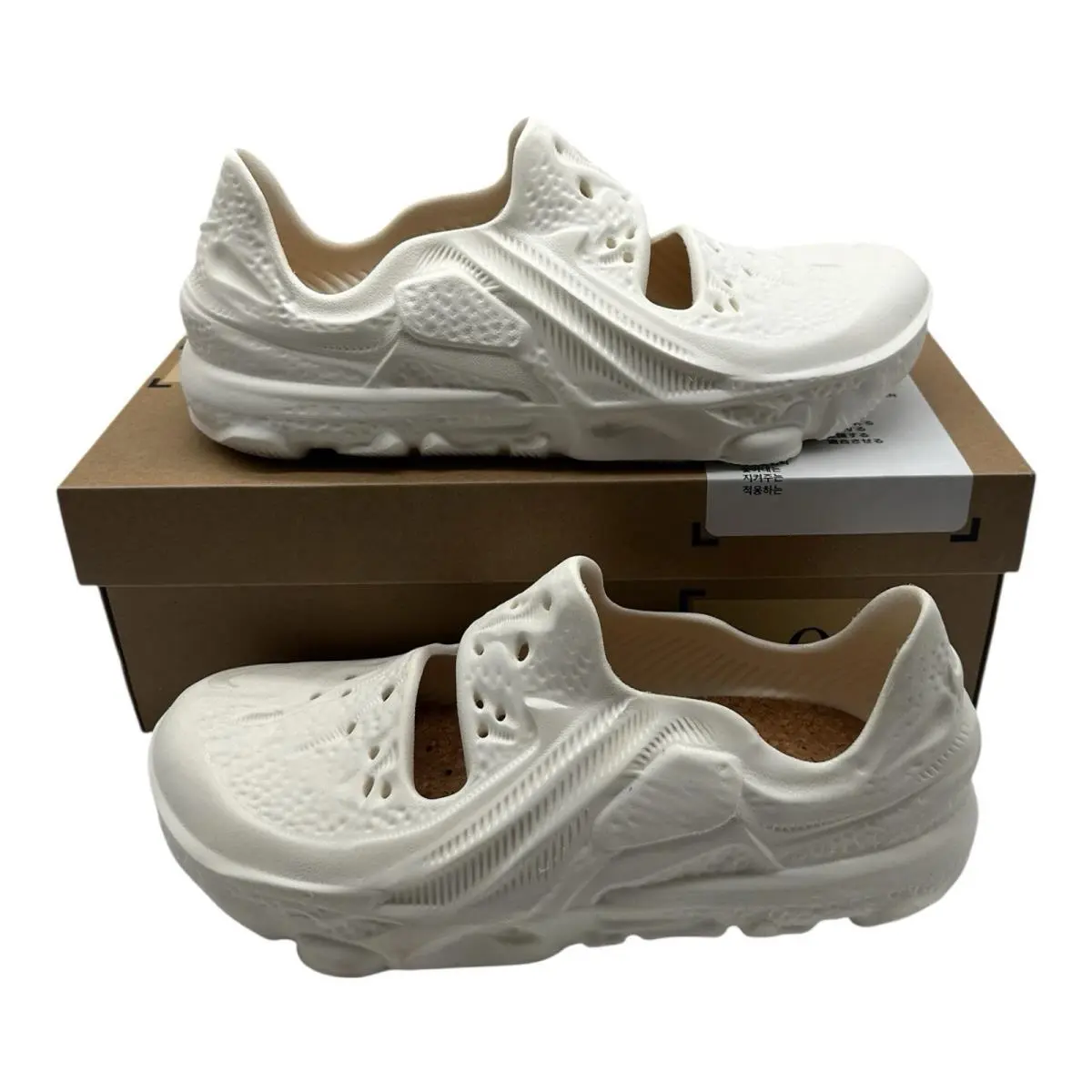 Nike Ispa Universal Shoes Men Sz 10 Natural White Sail Ivory Sneakers DM0886-100