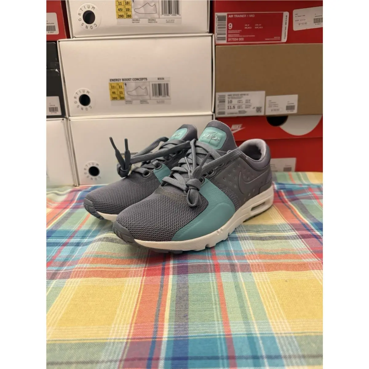 Nike shoes - Nike Air Max Zero - Air Max Zero - 857661-001 - Gray 2