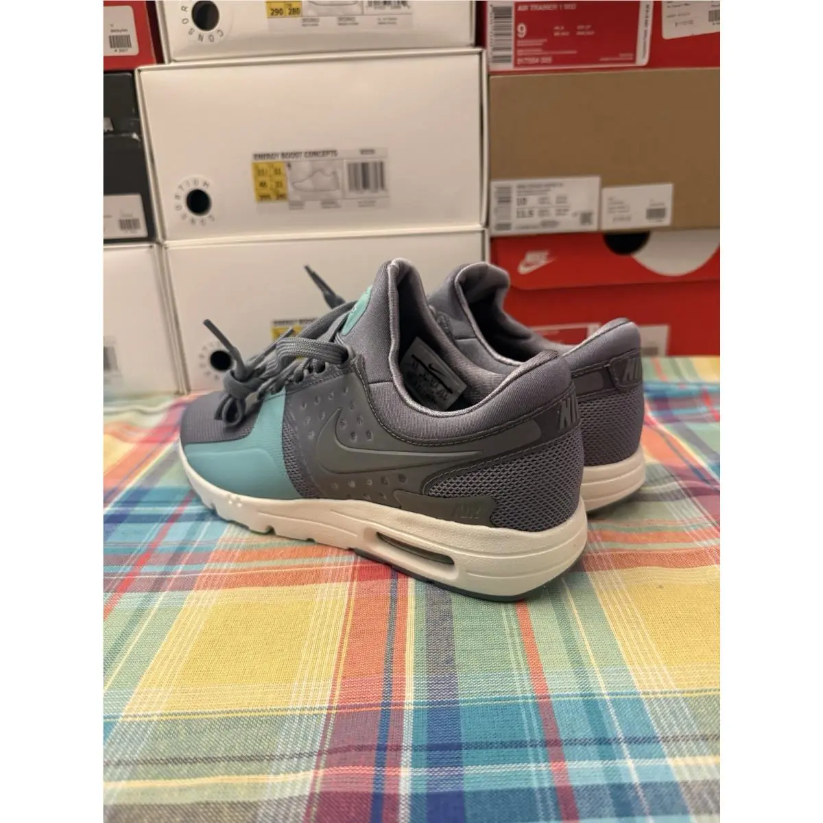 Nike shoes - Nike Air Max Zero - Air Max Zero - 857661-001 - Gray 5