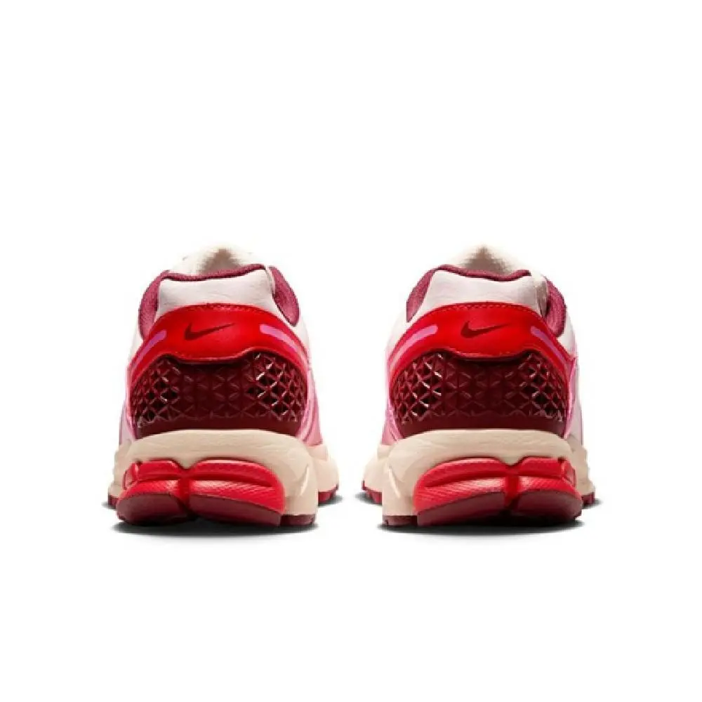 Nike shoes - IM7185640 - IM7185 640 - Light Soft Pink/LT Crimson (UPC: 198486325424) 2