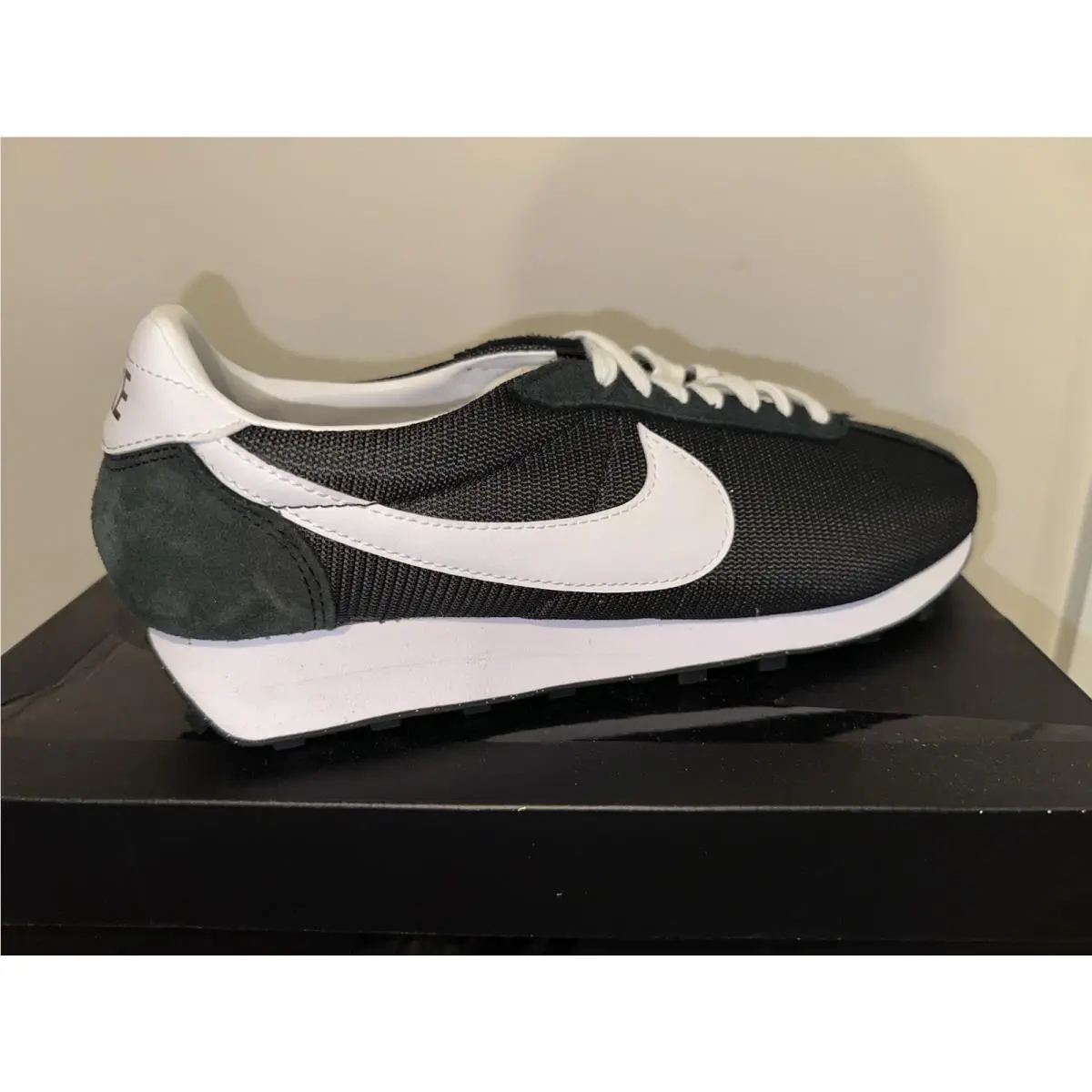 Size 11 - Nike LD 1000 Black White