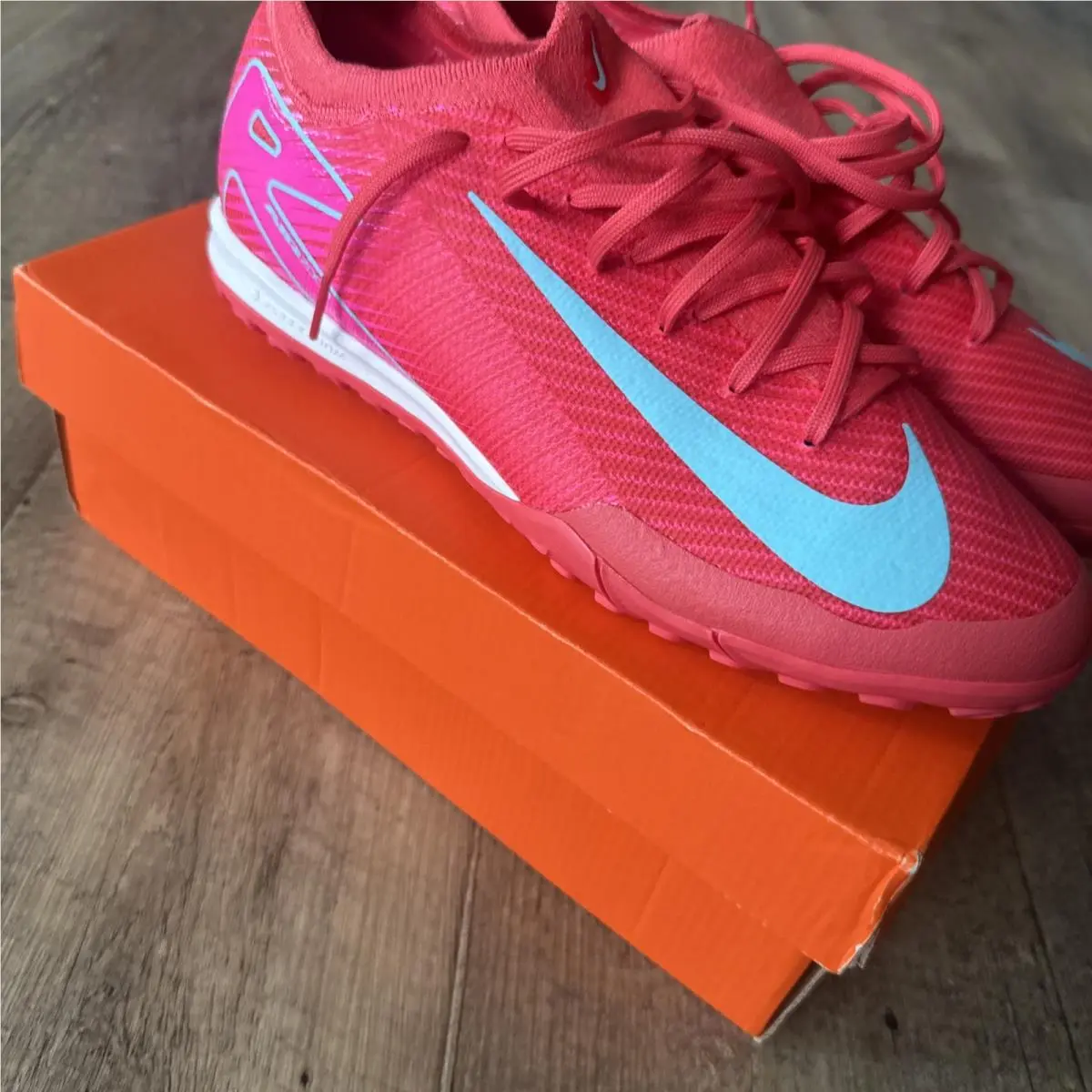 Nike shoes - Red 0