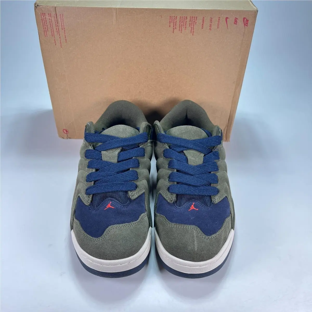 Nike shoes - Khaki 1