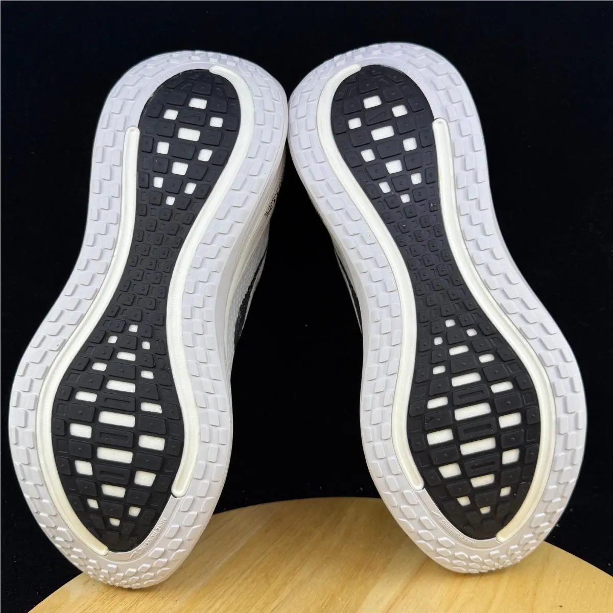 Nike shoes - White 7