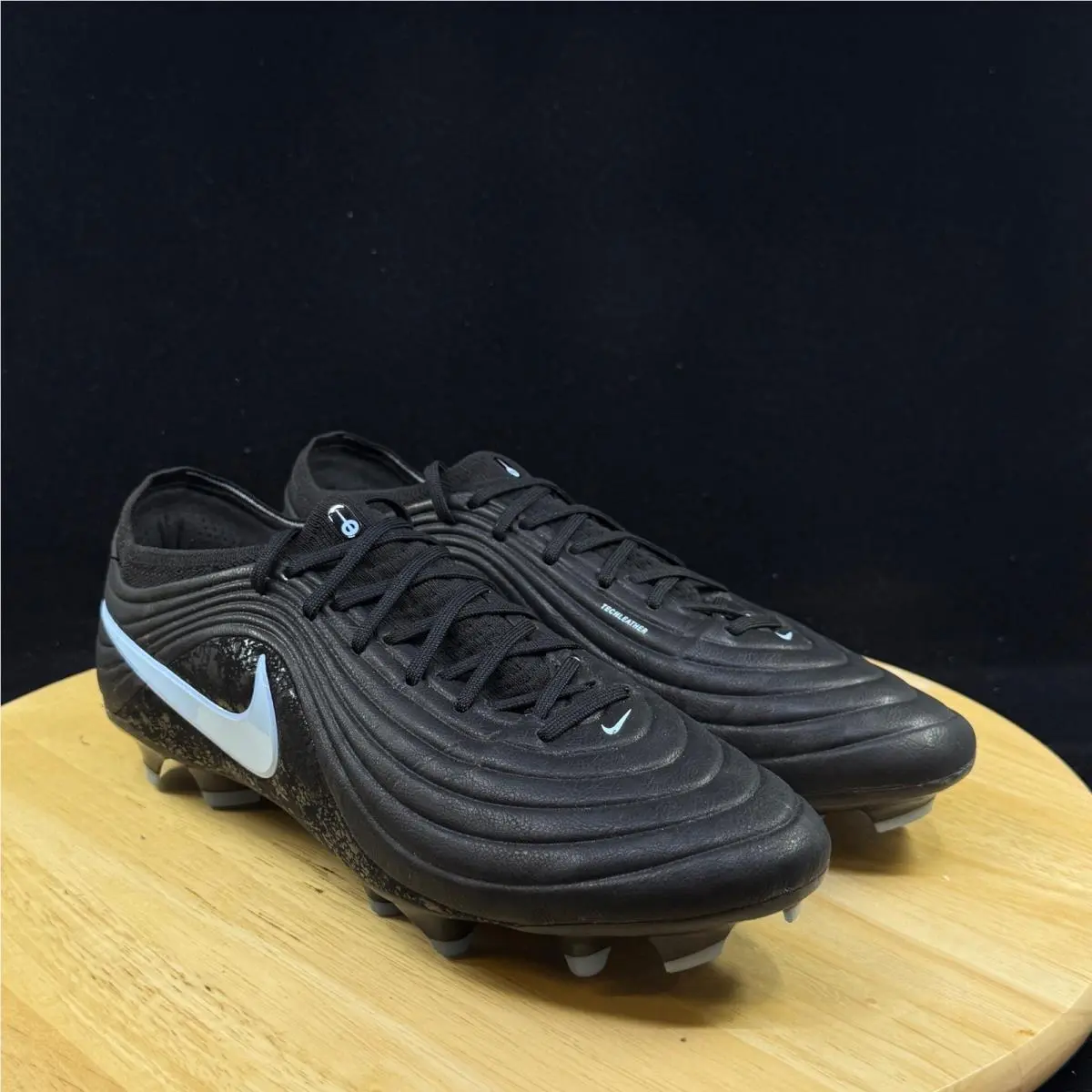 Nike shoes - Black 2