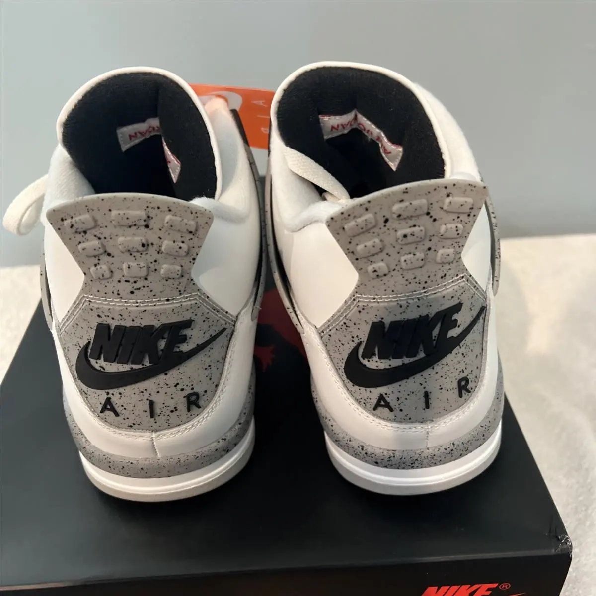 Nike shoes - Air Jordan 4 - Air - White 3