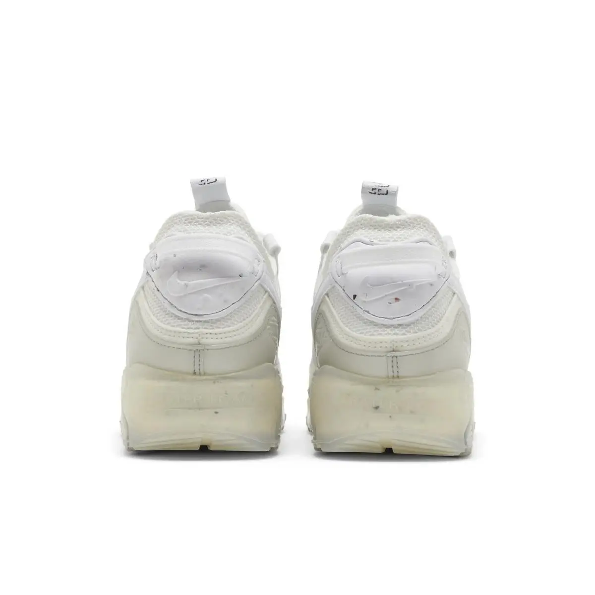 Nike shoes - White 3