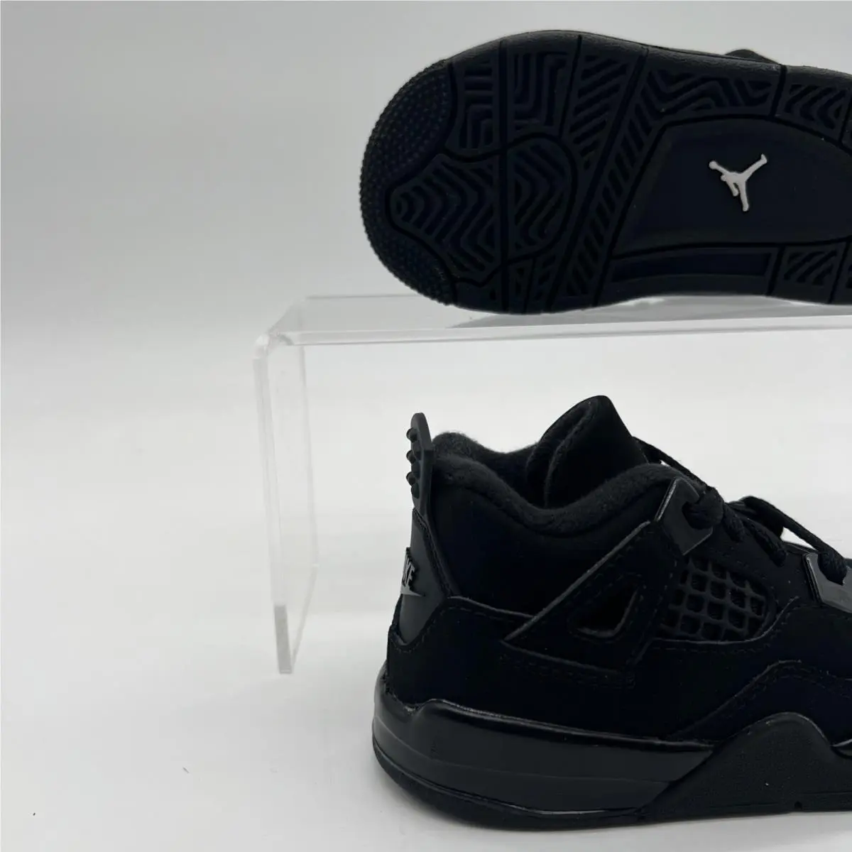 Nike shoes - Air Jordan 4 - Air - Black 1