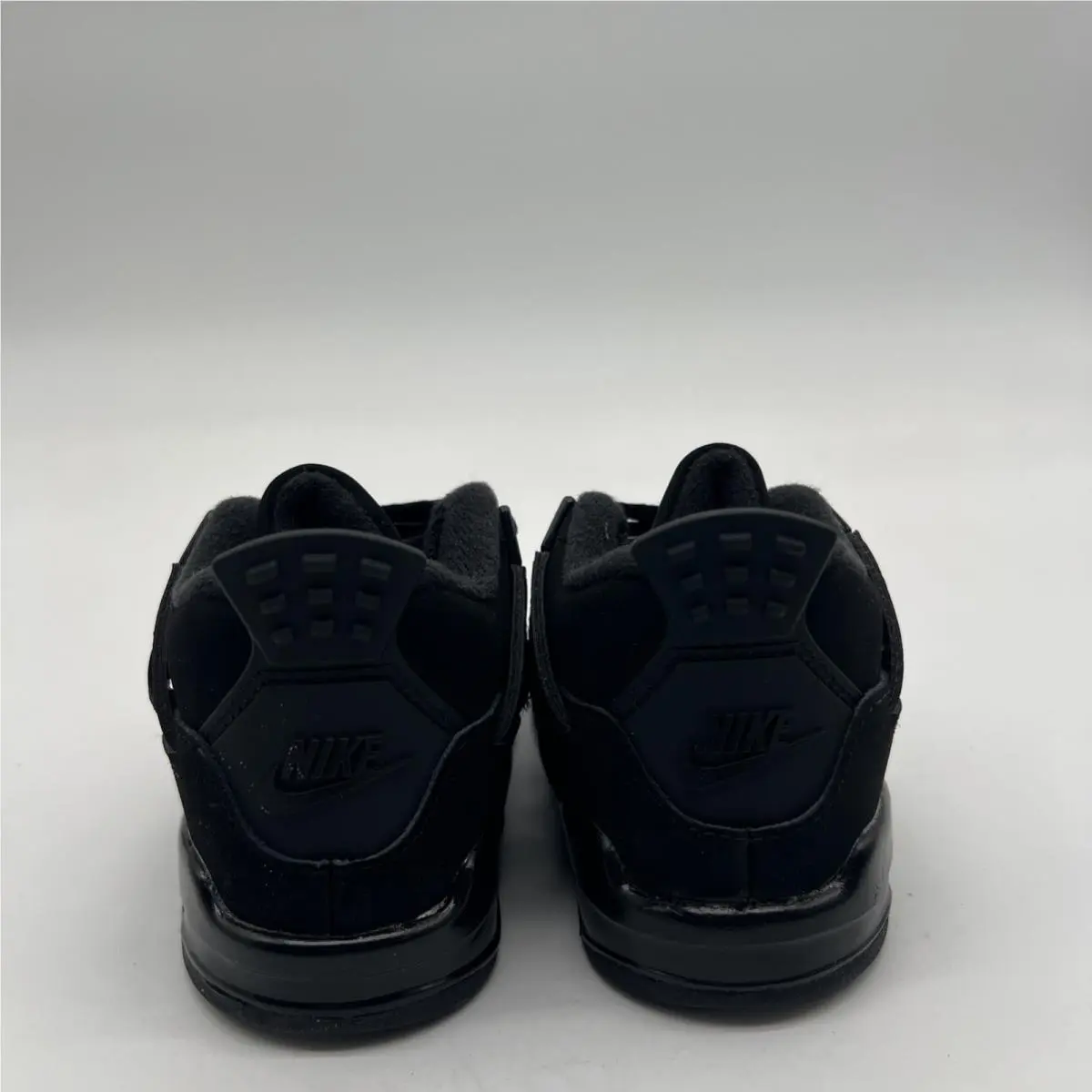 Nike shoes - Air Jordan 4 - Air - Black 4