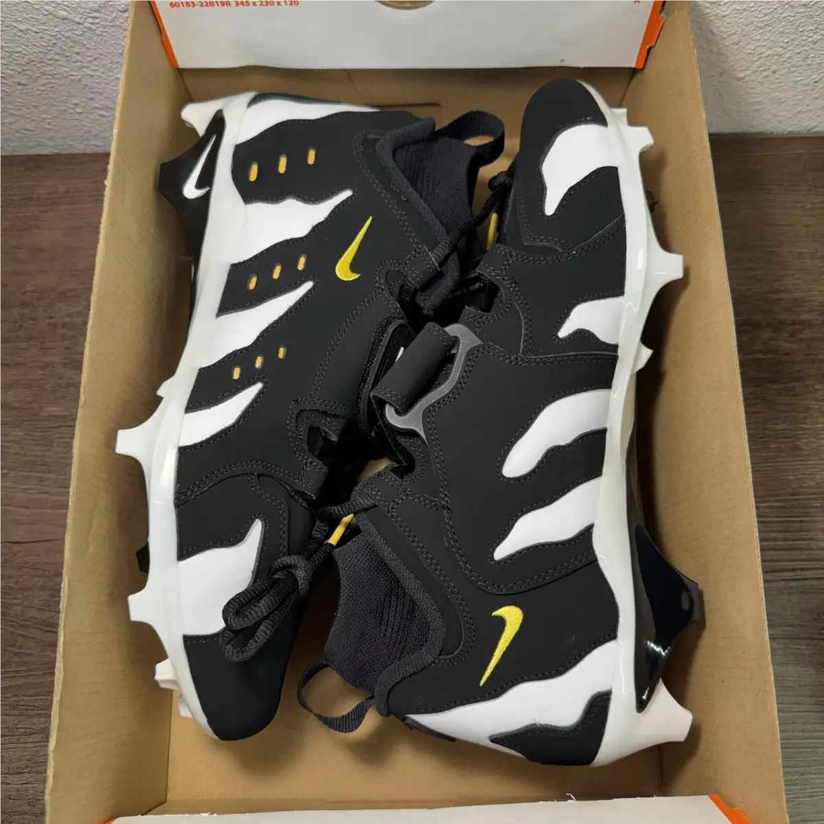 Nike shoes - Nike Alpha - Alpha - IM9642-001 - Black 1