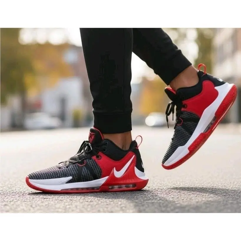 Nike Lebron Witness Vii Sneakers Red/white and Black Size: 12 DM1123-005
