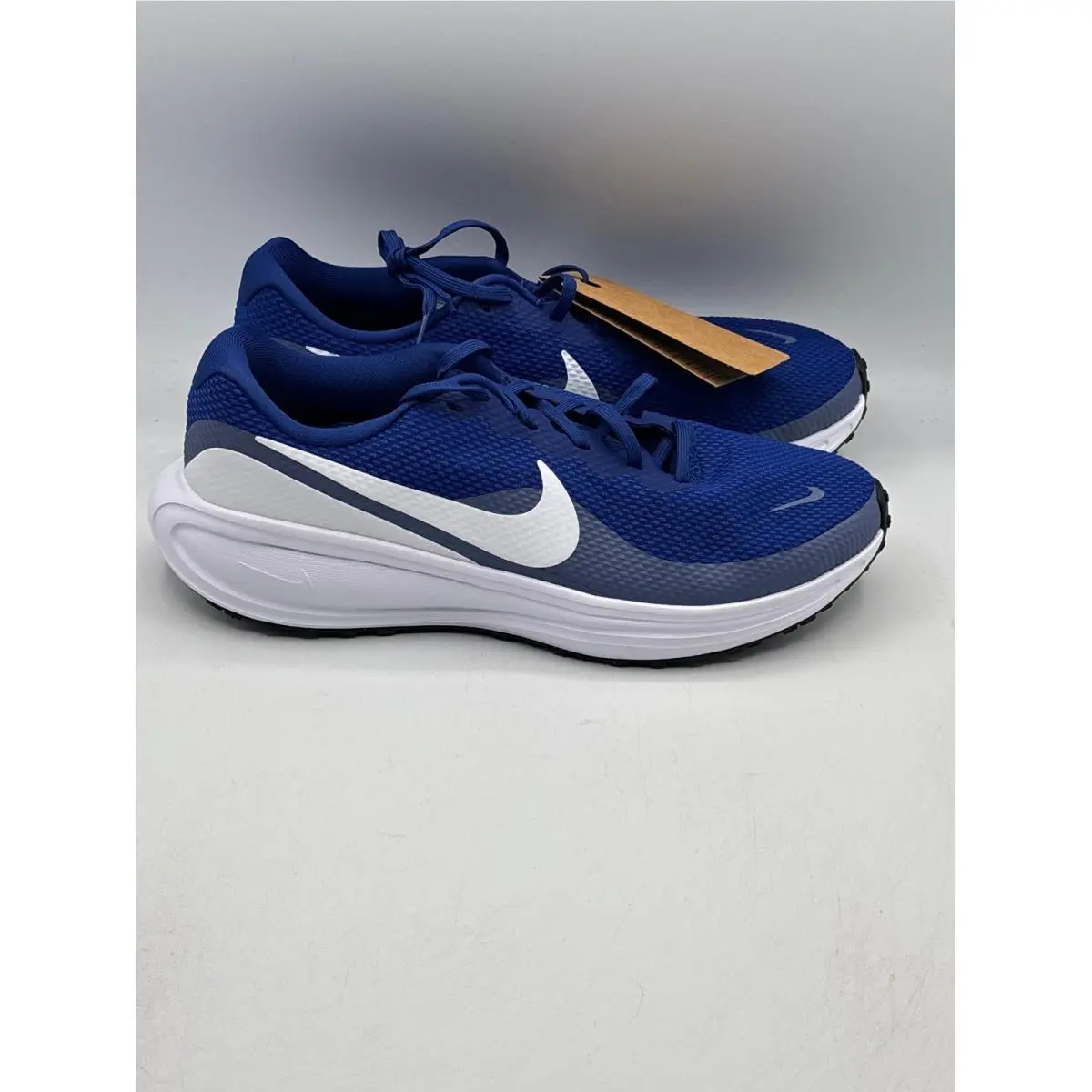 Nike Revolution 8 Running Shoes Mens 9.5 Blue White Mesh Athletic HJ9198-401