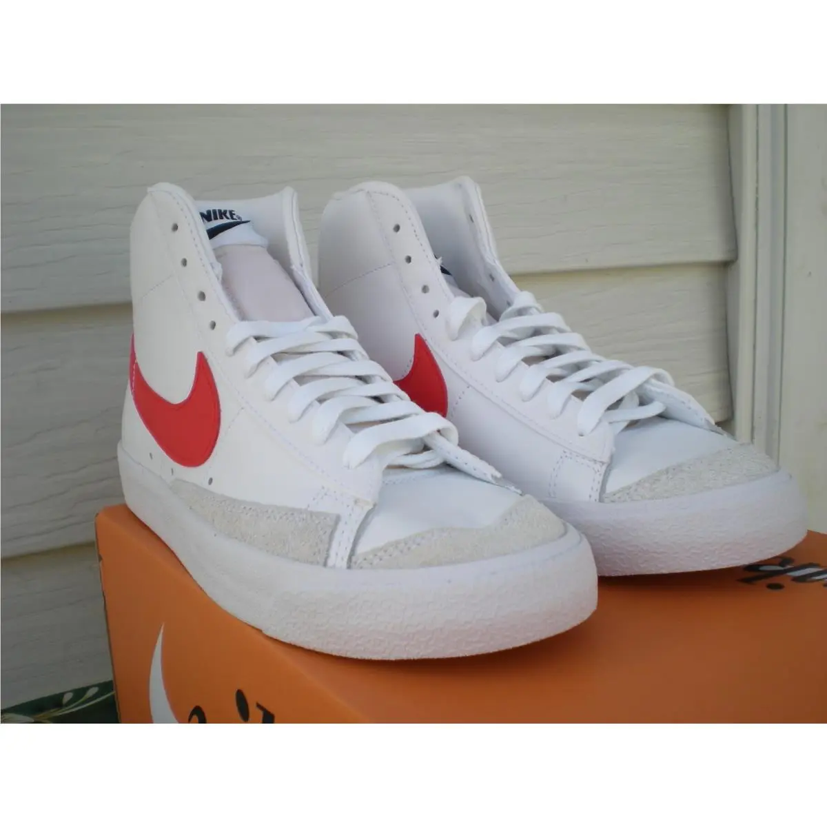 Nike Blazer Mid `77 Vntg Unisex Shoes Size 7.5 Color: White/picante Red/coconut