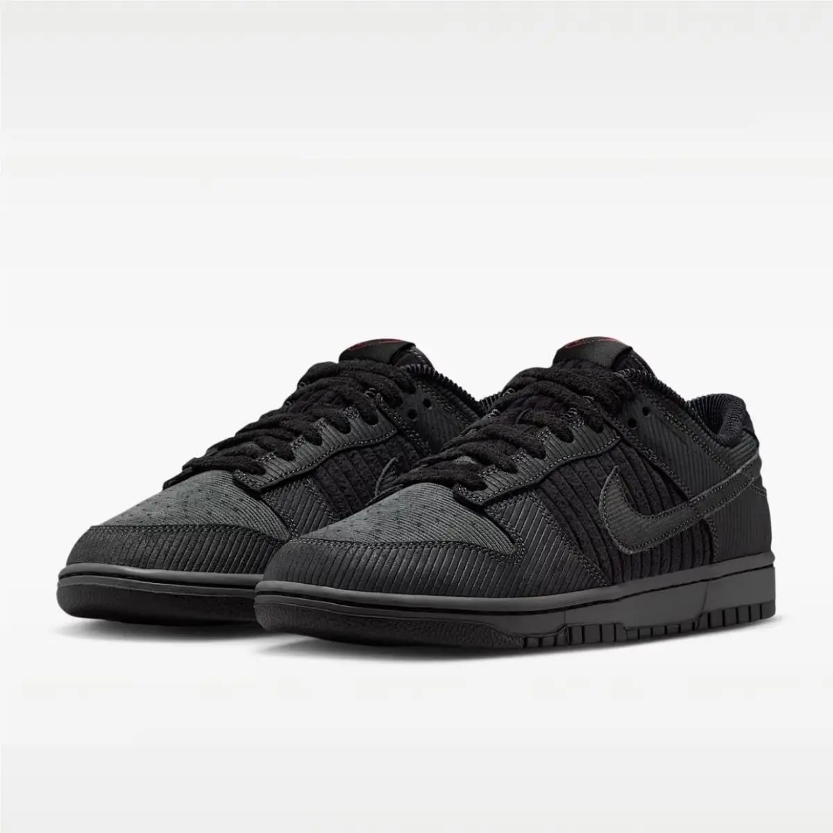 Size 11.5 Men’s- Nike Dunk Low Premium `black Corduroy` IB7746-001