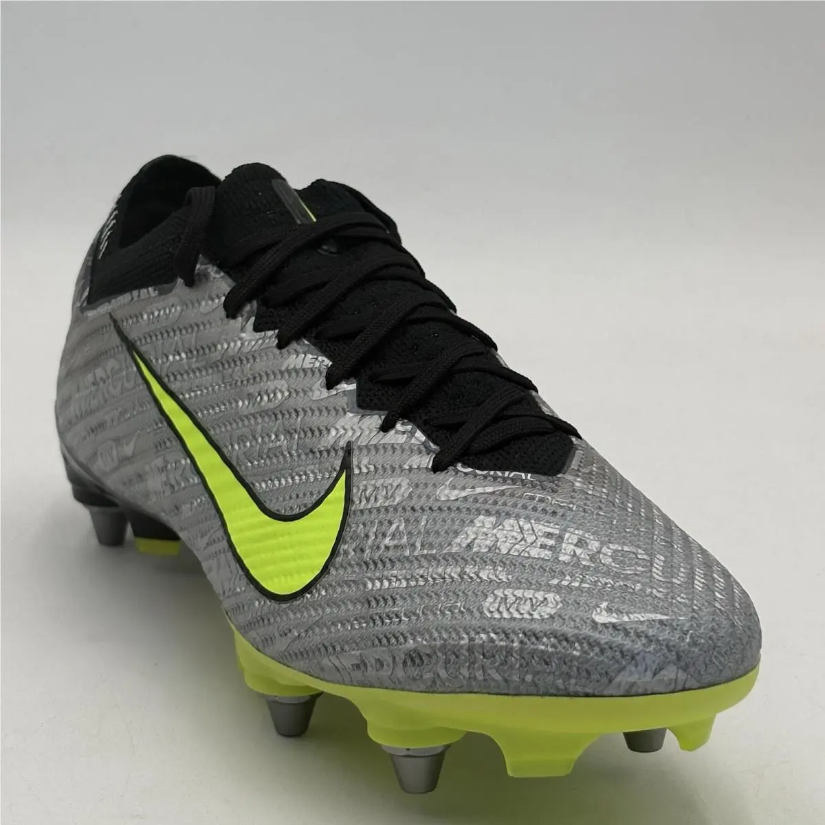 Nike Vapor 15 Elite 25th Anniversary Silver FJ2972 060 Mens Size 6 Soccer Cleats