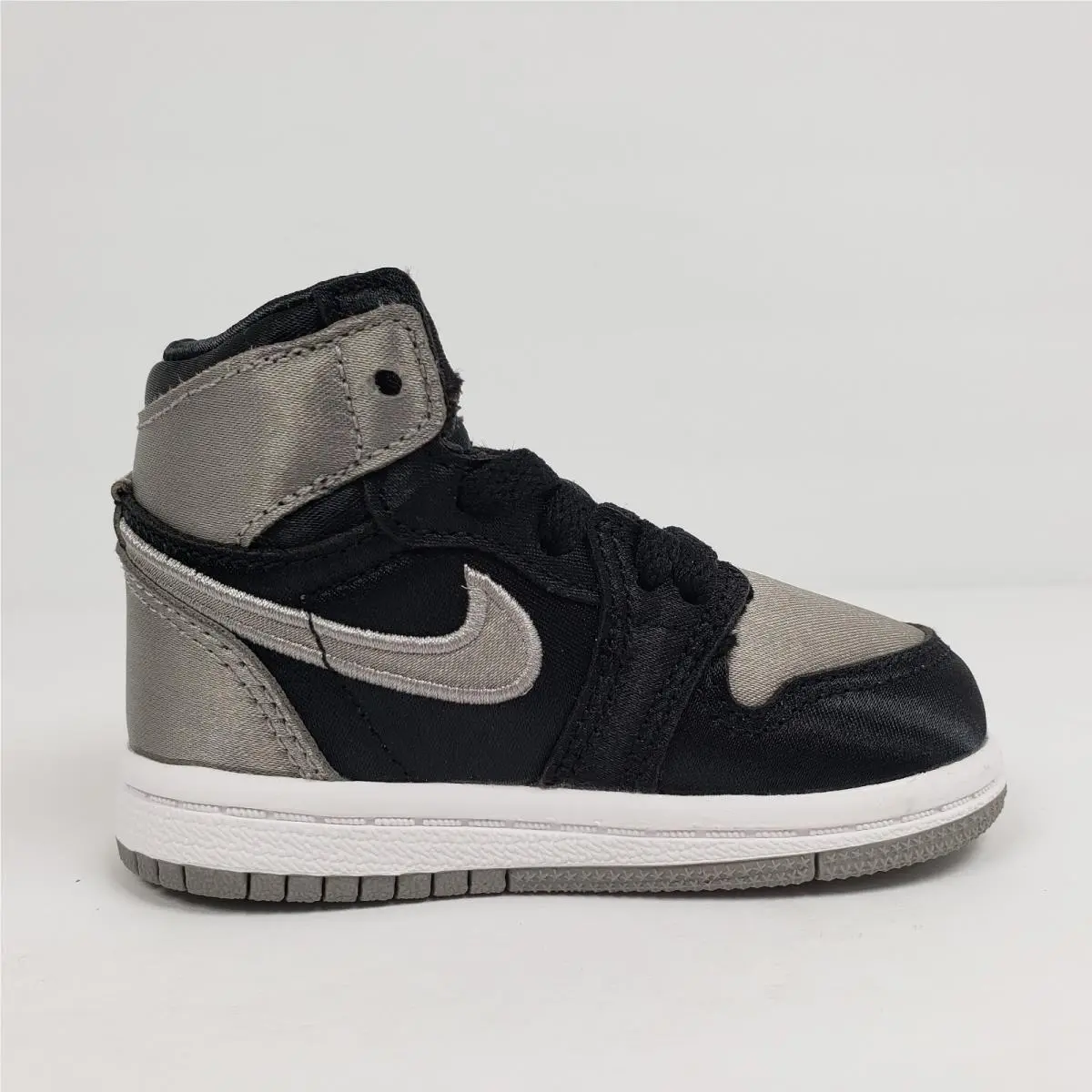 Nike shoes - Nike Air Jordan 1 Retro High OG TD - Black 2