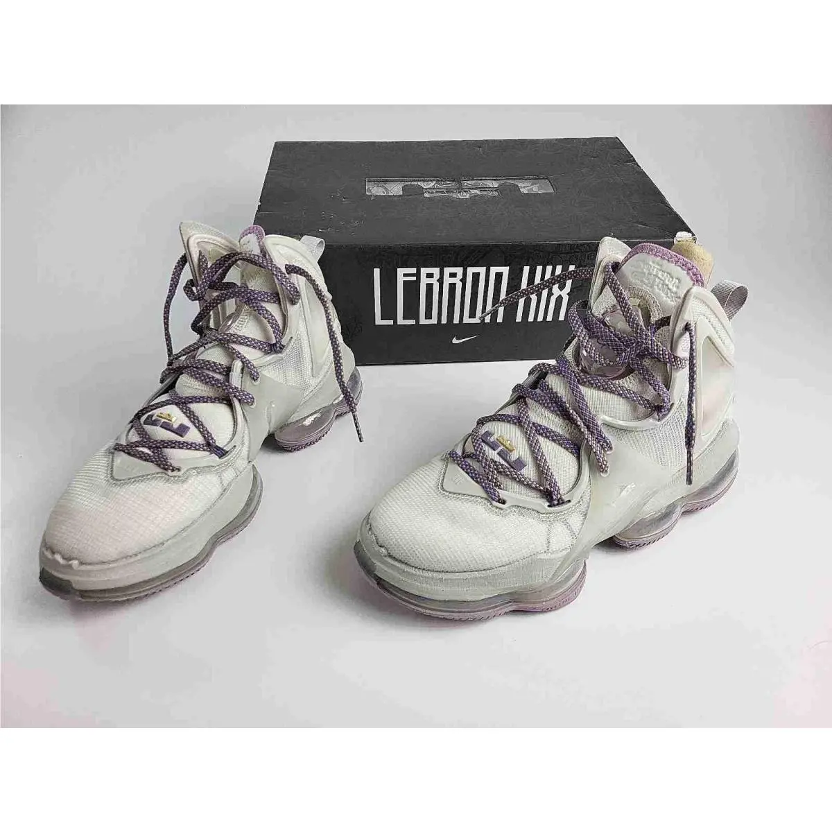 Nike Lebron Xix Phantom Canyon Purple - Mens 8.5 / Womens 10