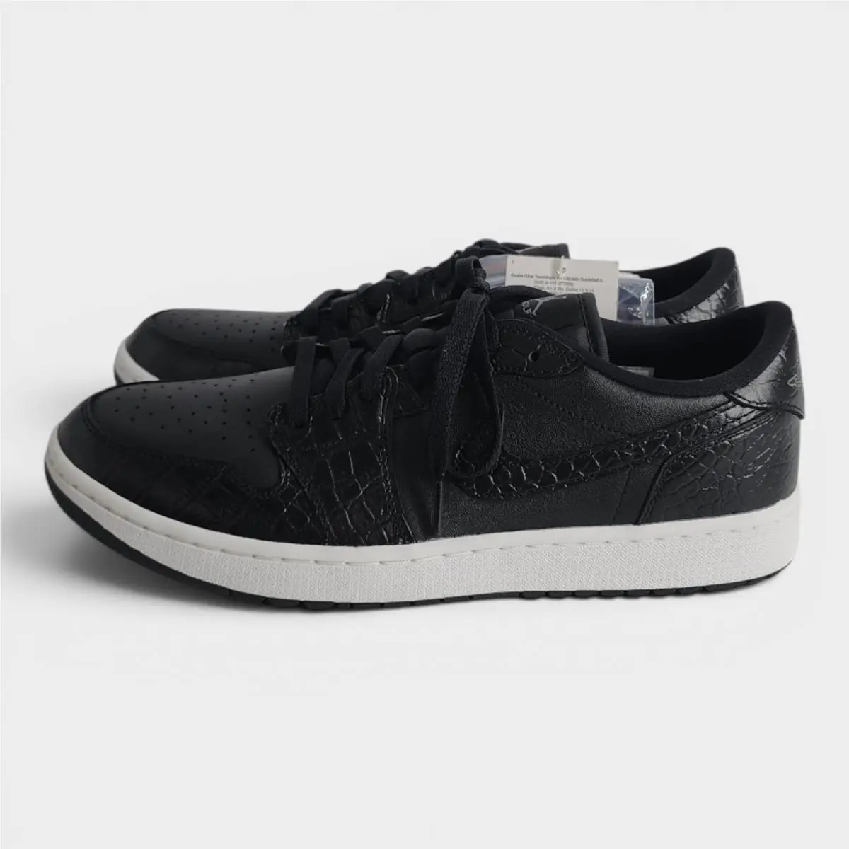 Nike shoes - As Pictured 0