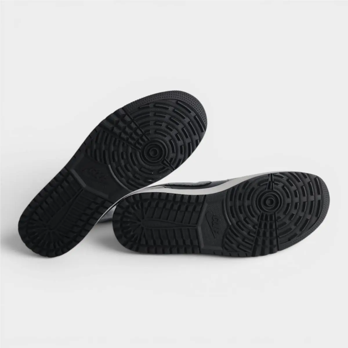 Nike shoes - As Pictured 3