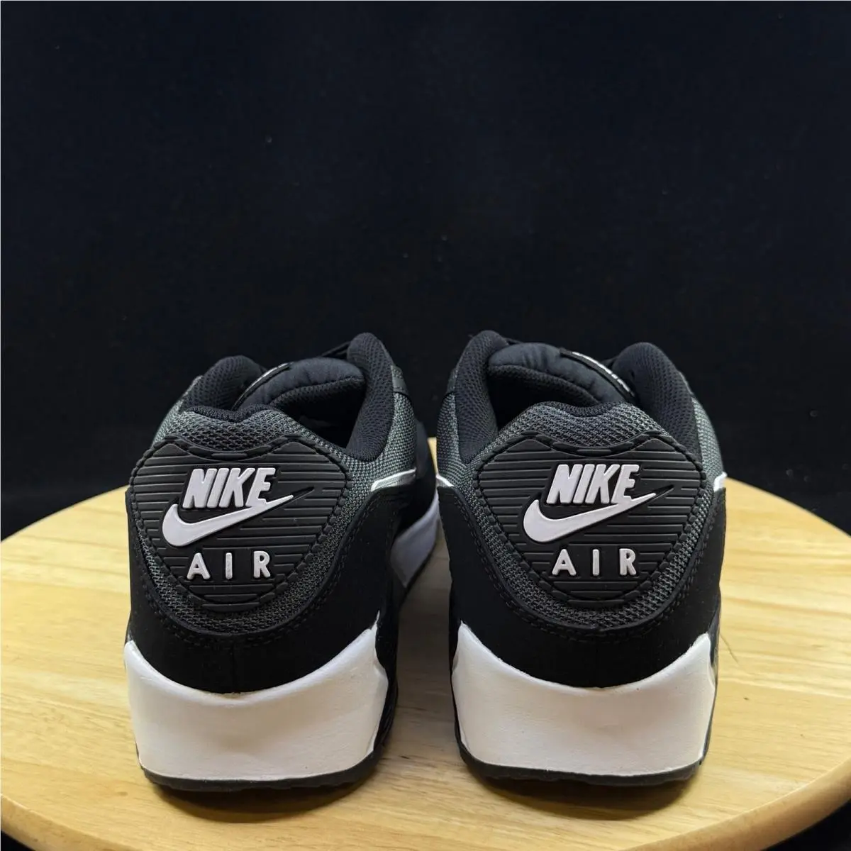 Nike shoes - Black 4