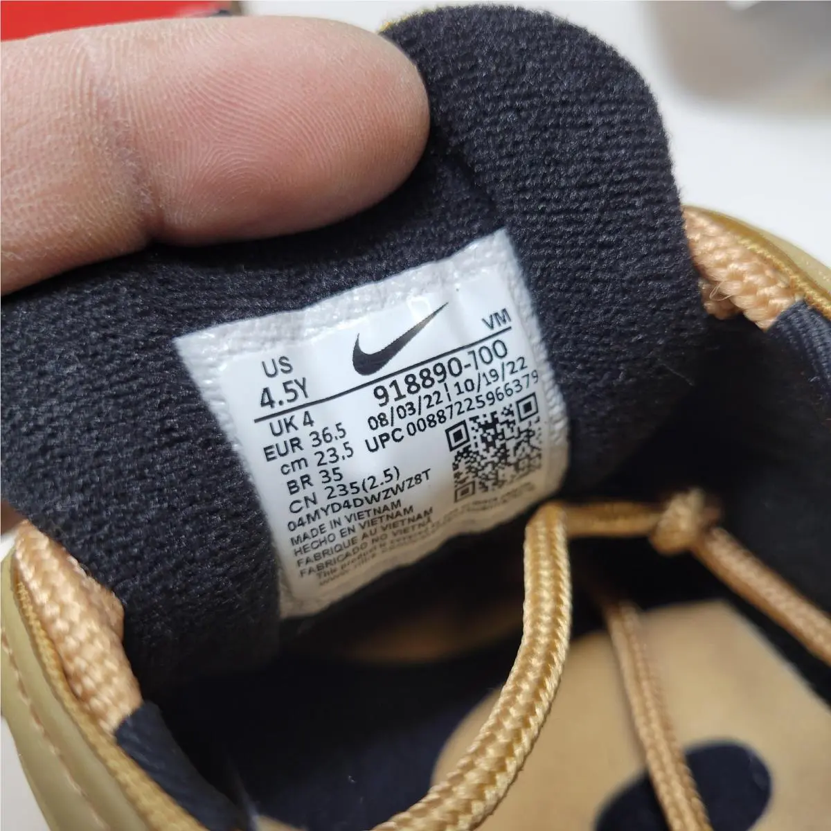Nike shoes - Nike Air Max 97 QS - Gold 3