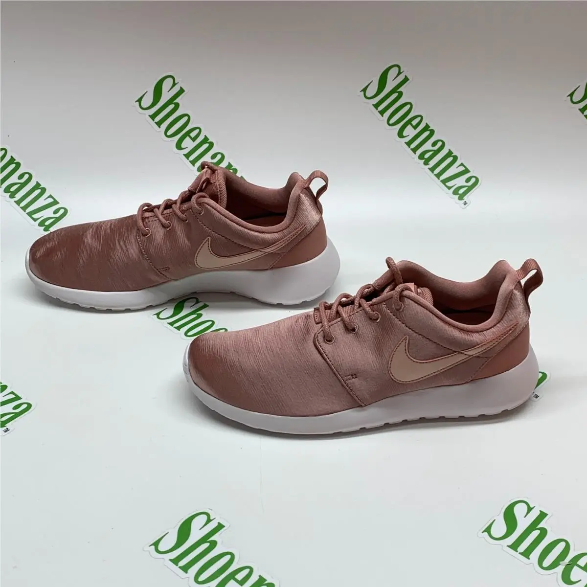 Nike shoes - Nike Roshe One Premium - Roshe One Premium - 833928 601 - Pink (UPC: 882801087295) 1