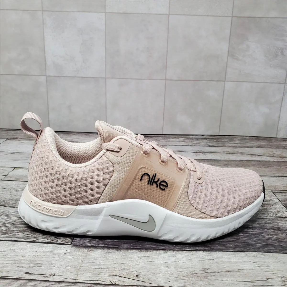 Nike shoes - Nike Renew In-Season TR 10 - CK2576-200 - Pink 2